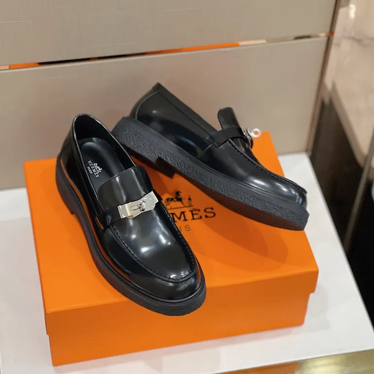 Hermes Shoe 